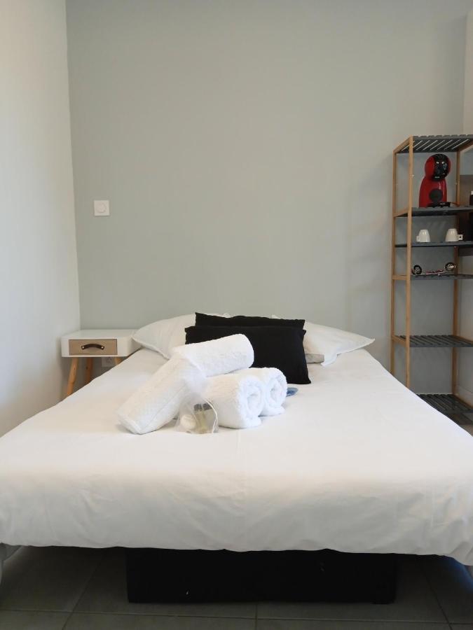 Studio Cosy Avec Garage Prive Le Mans Zewnętrze zdjęcie